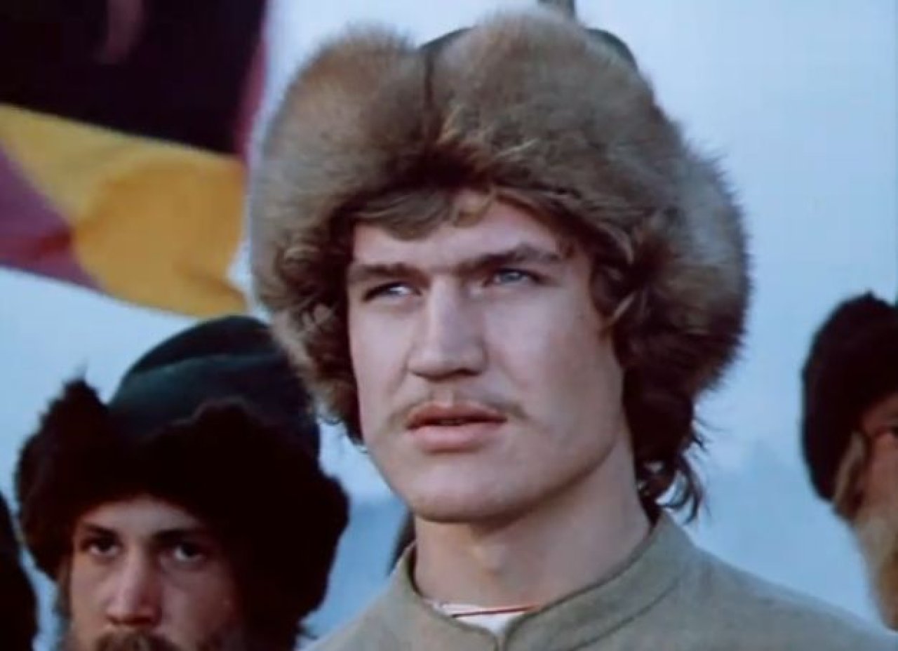 Россия молодая