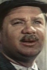 Меж высоких хлебов