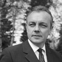 Кирилл Лавров