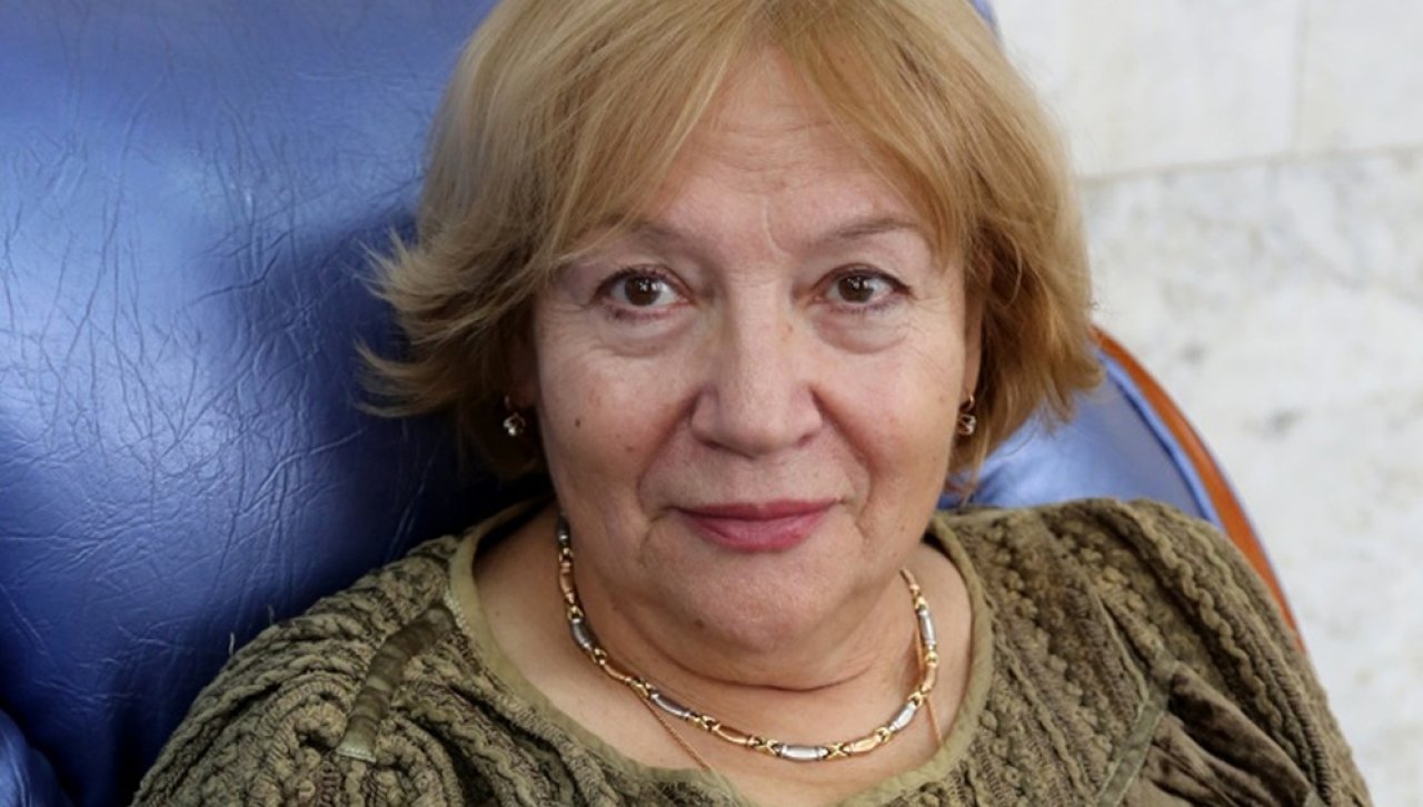 Елена Санаева