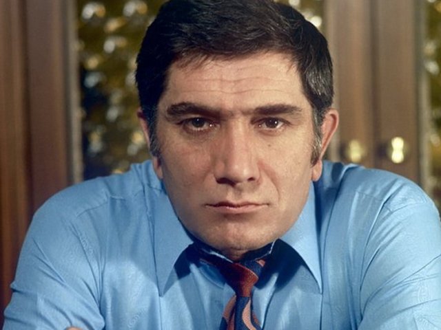 Армен Джигарханян