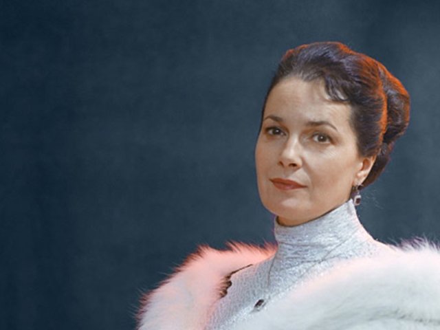 Элина Быстрицкая