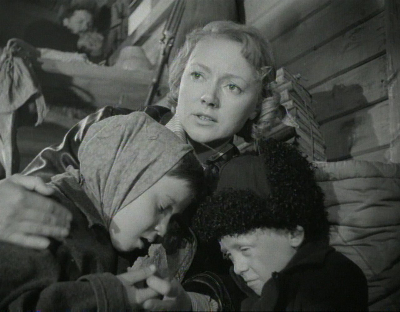 Хлеб и розы